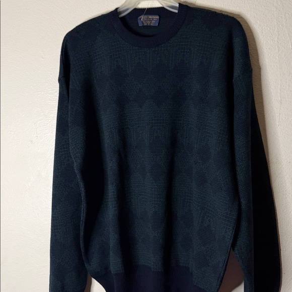 Brooks Brothers Dark Blue Crewneck 100 percent merino wool sweater - Picture 4 of 10